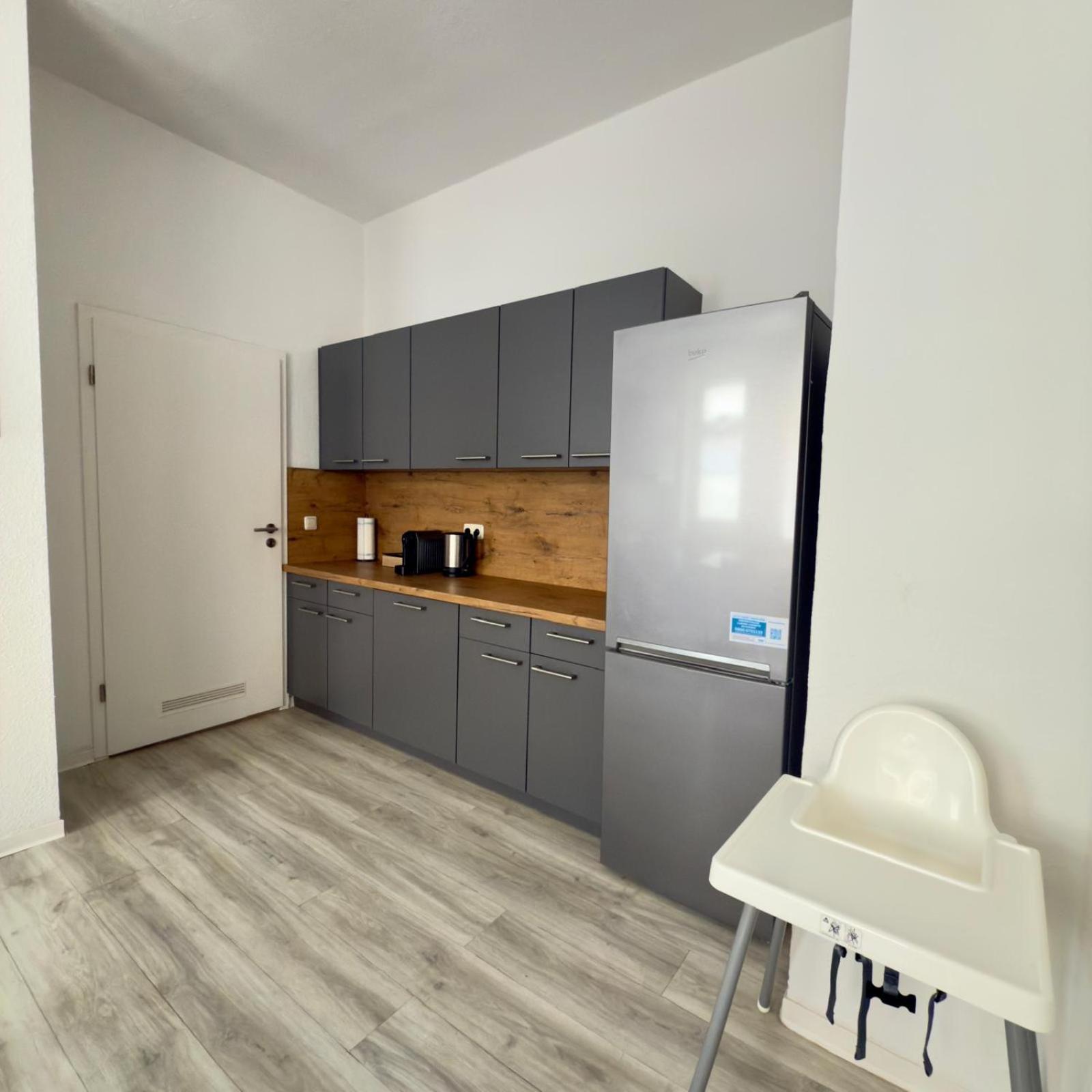 Raha Apartments - Grosses 3 Z-Apartment - Erdgeschoss - Domplatz - Vollausstattung Erfurt Eksteriør billede